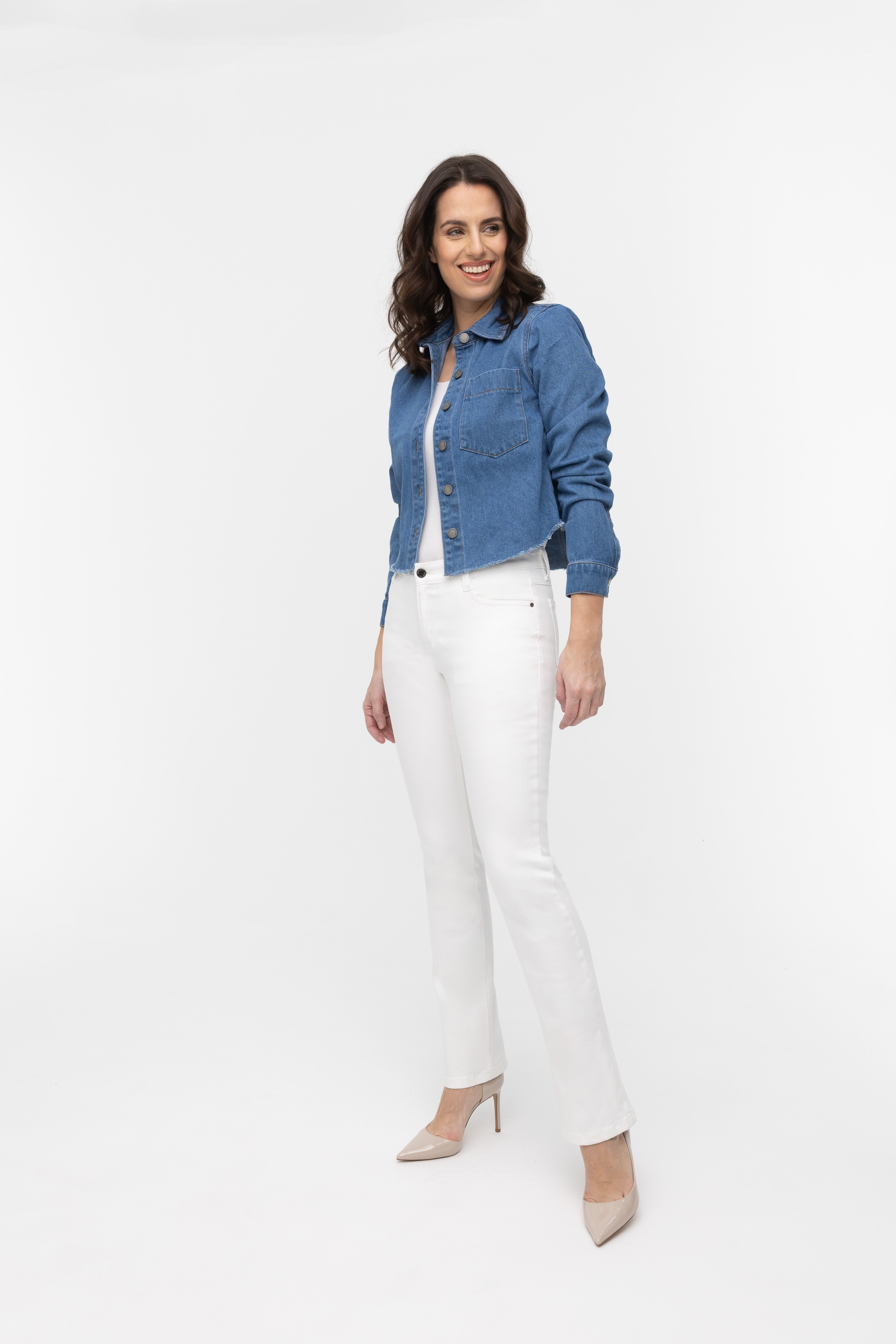 Bootcut - 109 Authentic White / 4